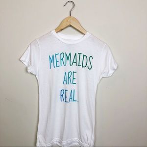 Fifth Sun White Printed Tee size Medium